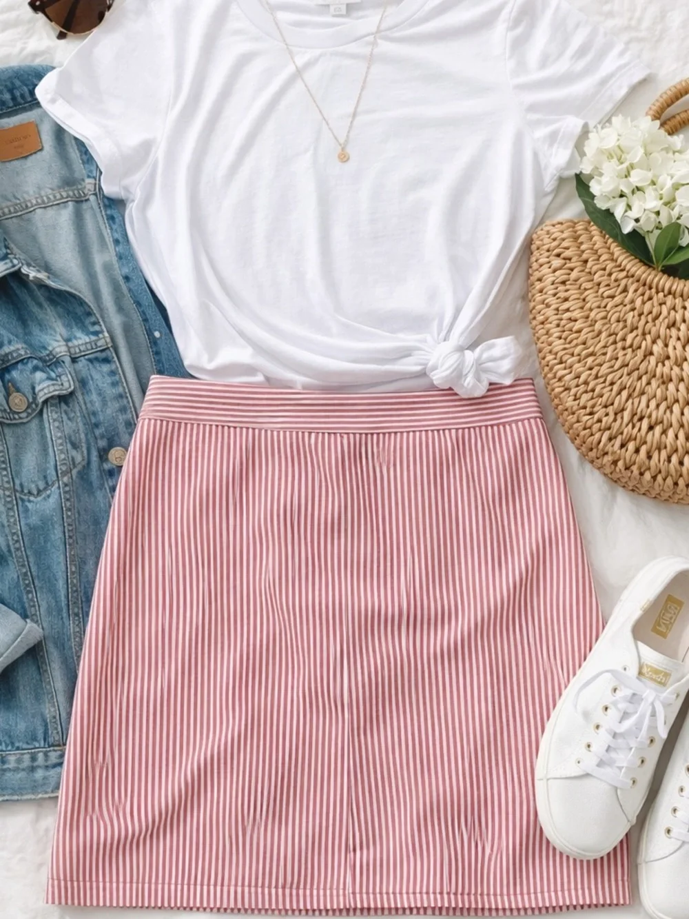 Ann Taylor LOFT Red White Striped Skirt Size 12 Mini Preppy Summer - Picture 2 of 4